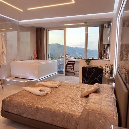 Imperial Apartment
